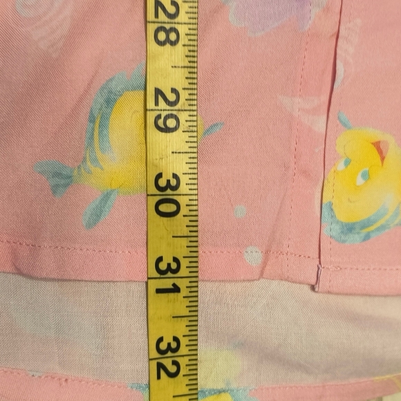 Disney The Little Mermaid Flounder Camp Shirt Size XL Button Down Pink Rare vaca - Picture 10 of 10